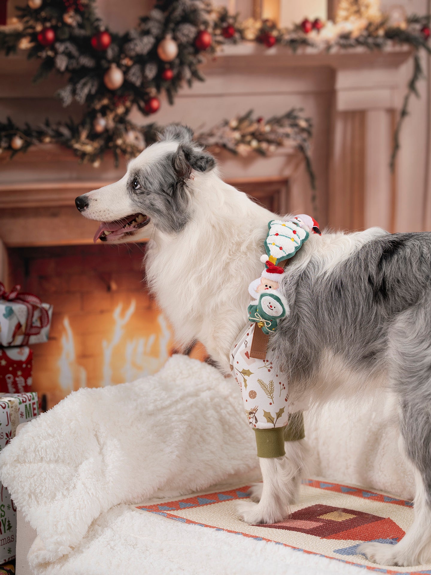 Christmas Cotton Elbow Protector for Dogs – Thickened Joint Sleeve, Anti-Friction & Soft Cozy Warmth – For Medium & Large Breeds